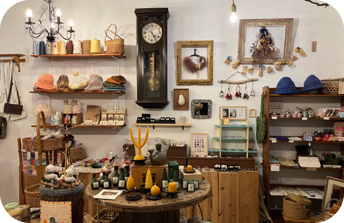 shop & gallery ツギハギヤ